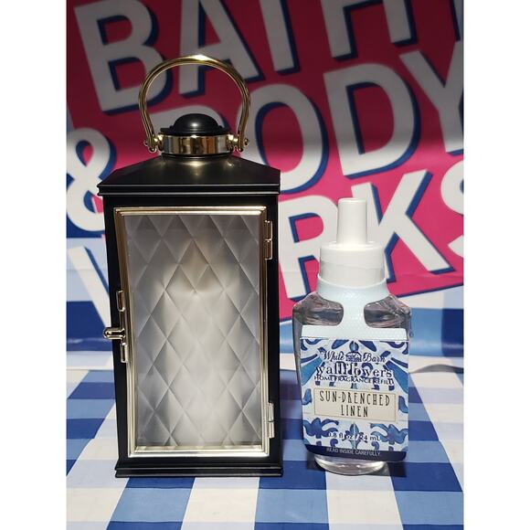 BBW Black & Gold Lantern Nightlight Fragrance Wallflower Plug In w. Refill - Picture 1 of 2